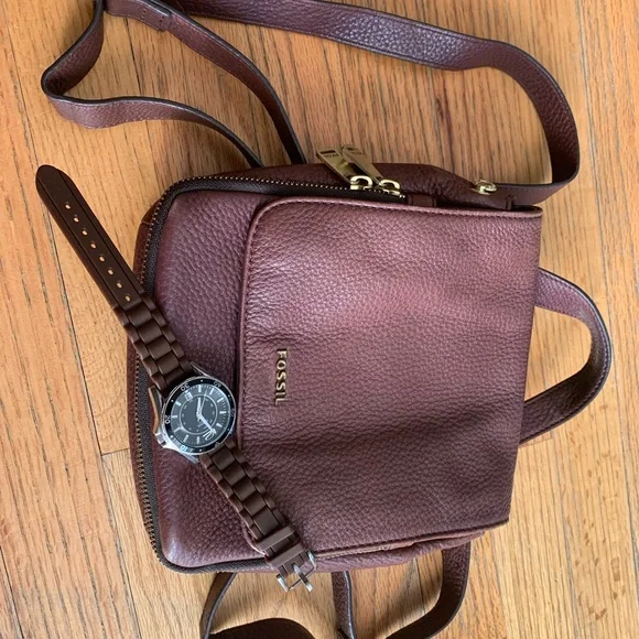 Fossil watch and fossil mini backpack - Picture 9 of 11